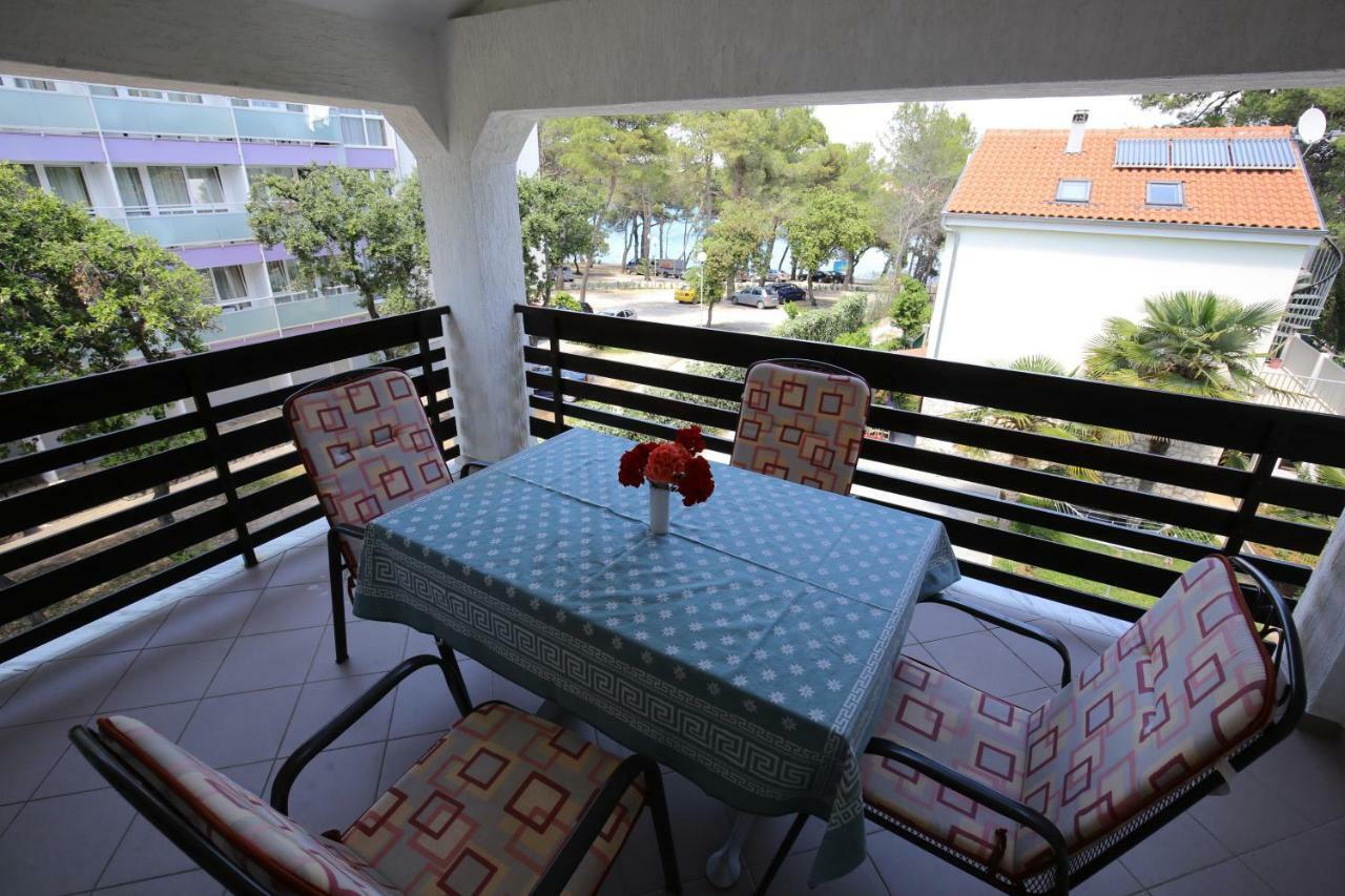 Apartments Paleka Petrcane Exterior foto